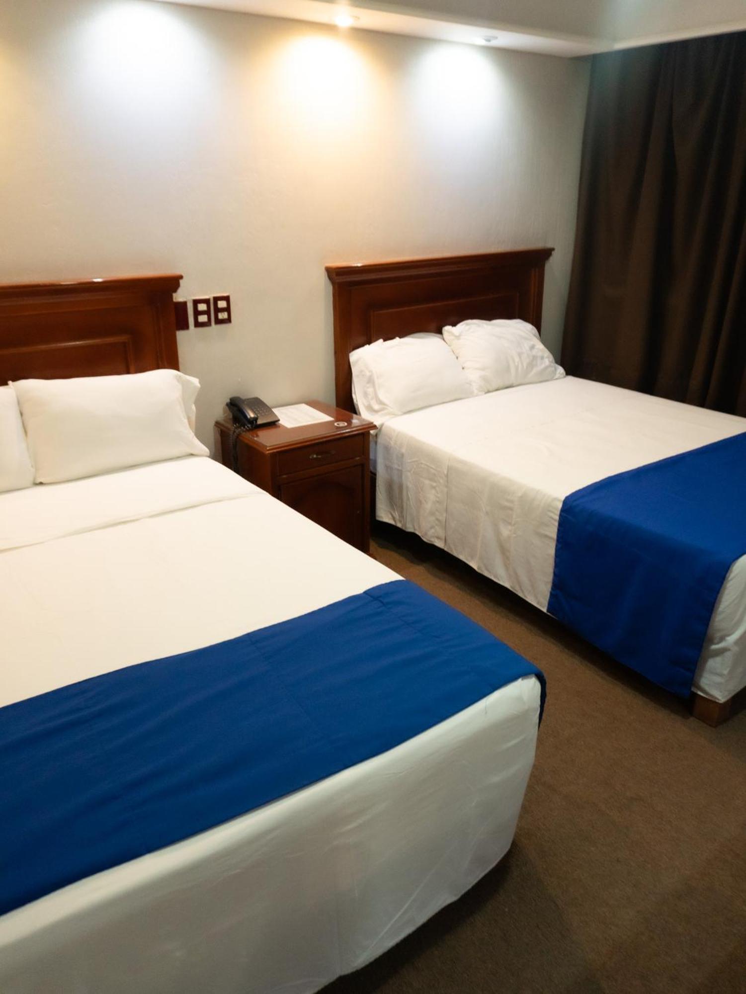 Hotel Real De La Barca Екстериор снимка
