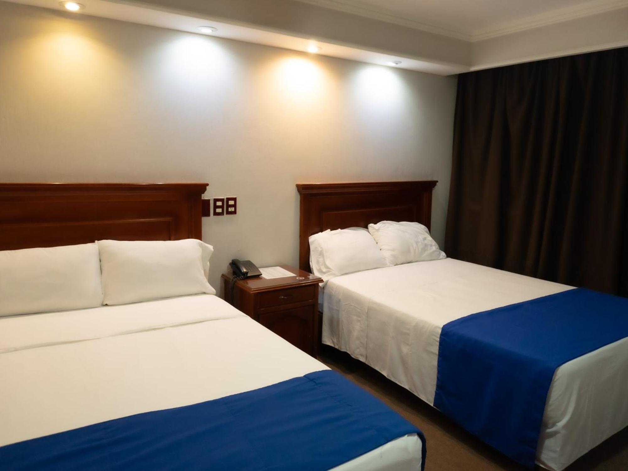 Hotel Real De La Barca Екстериор снимка
